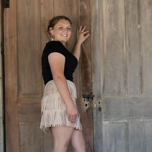 Meet your Posher, Delaney